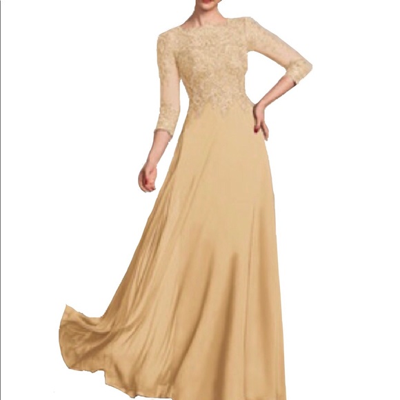 JJs House Dresses & Skirts - Floor-Length Chiffon Lace Mother of the Bride Dres